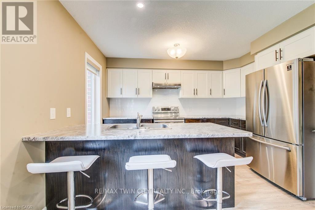 63 CRAB APPLE COURT - 17