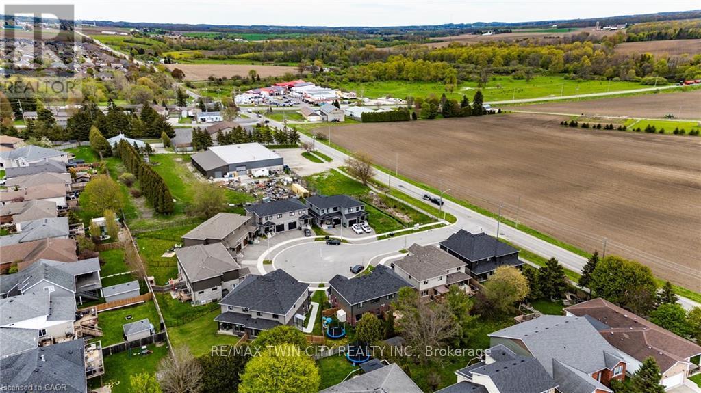 63 CRAB APPLE COURT - 4
