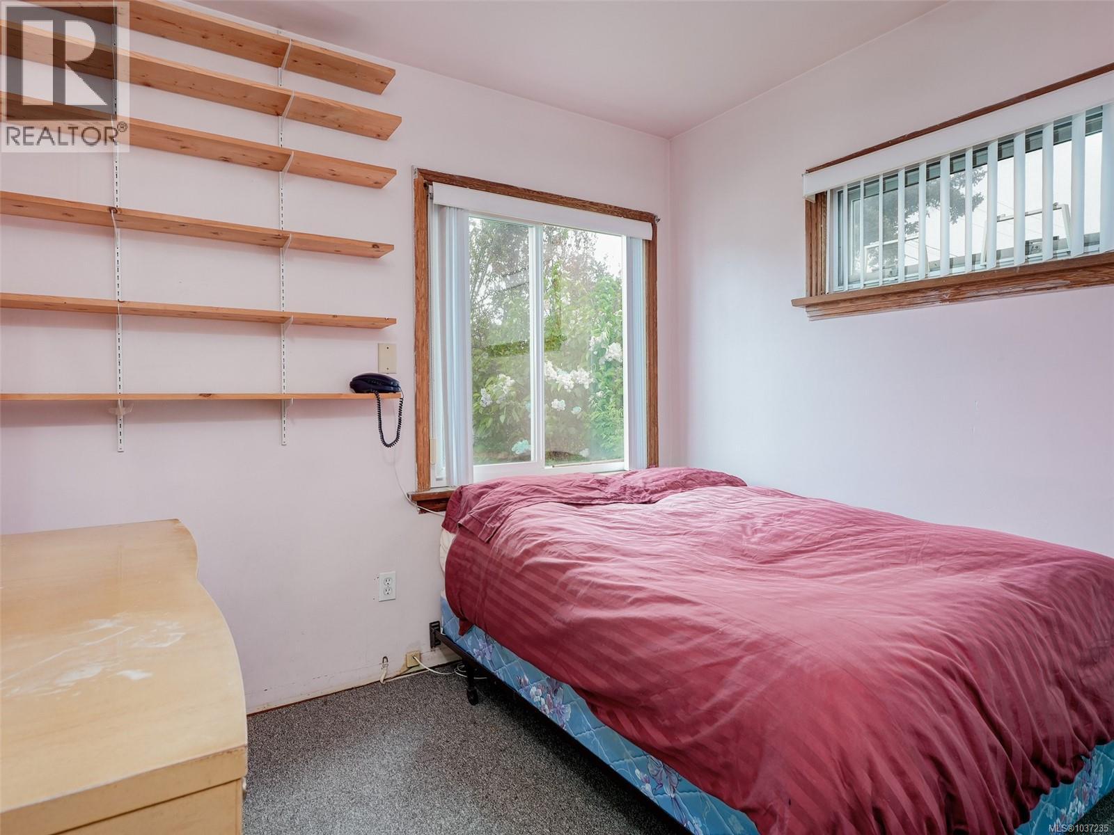 4034 Carey Rd - 11