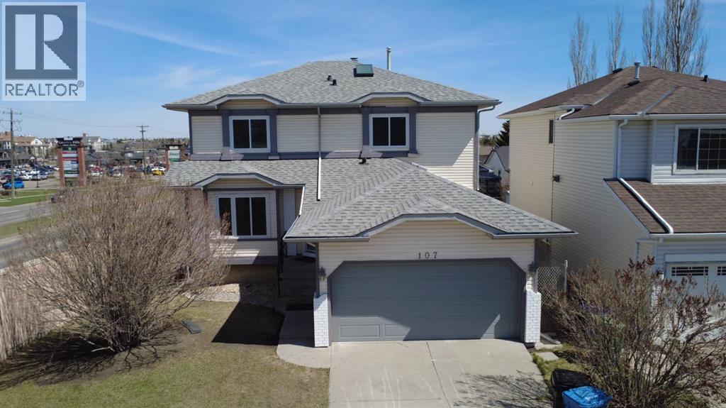 107 Harvest Oak Crescent NE - 1