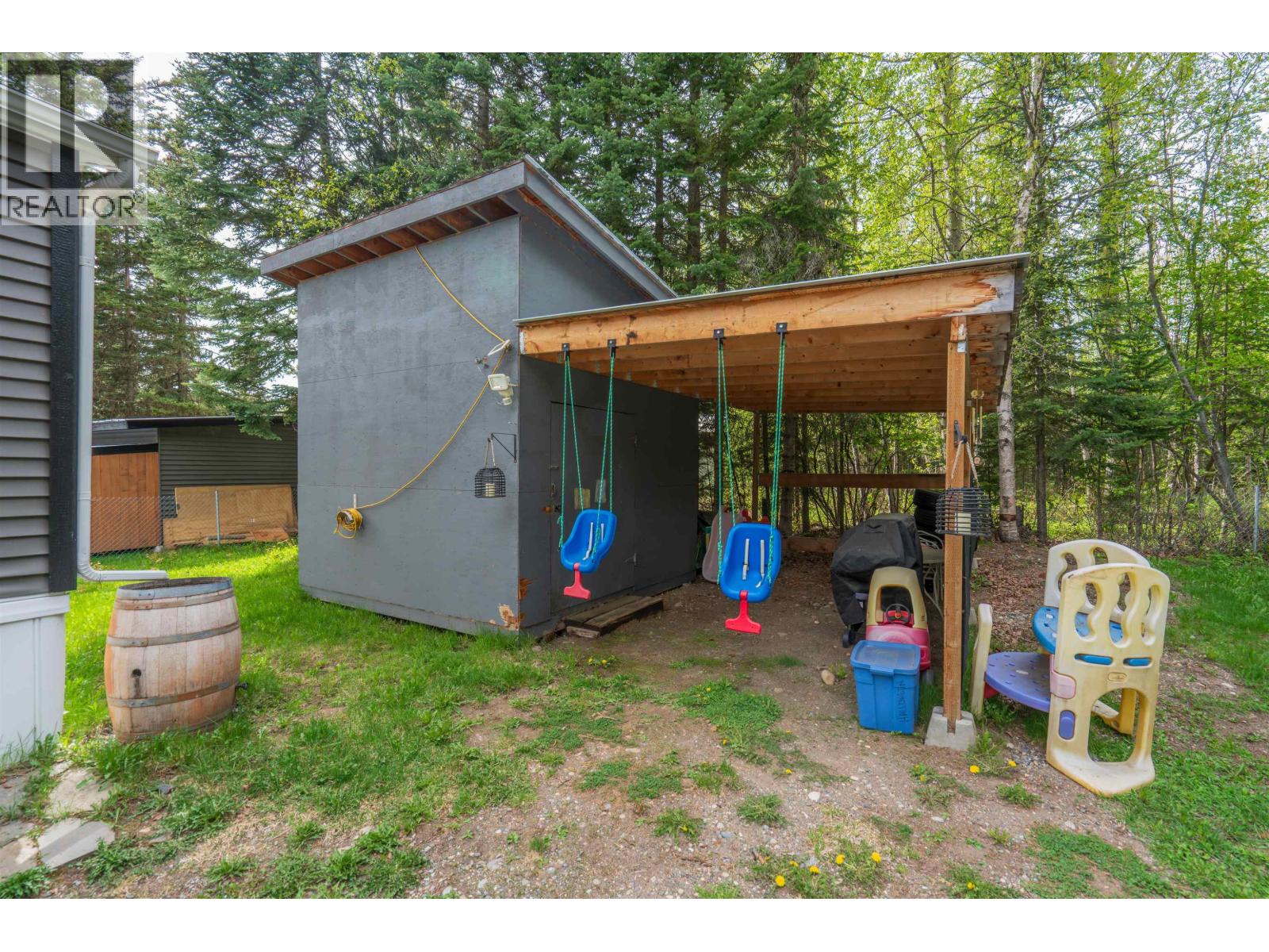 Primary bedroom of 7243 GLENVIEW DRIVE · Prince George, BC