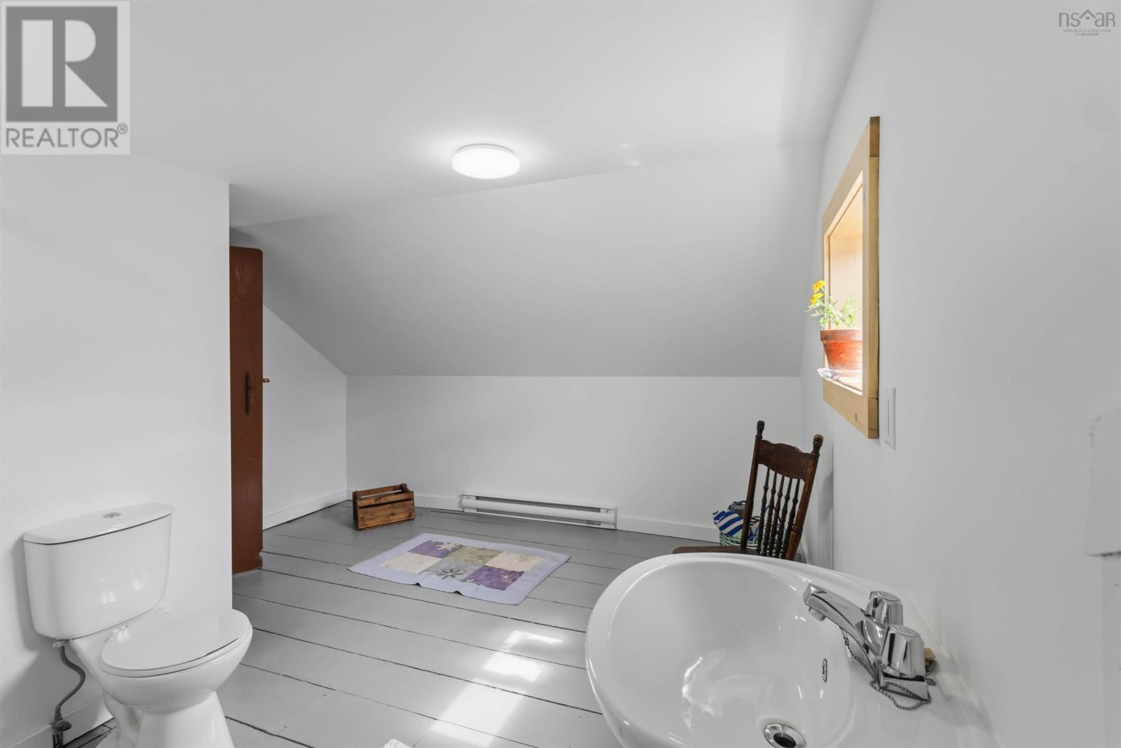 #2578 Clementsvale Rd - 34