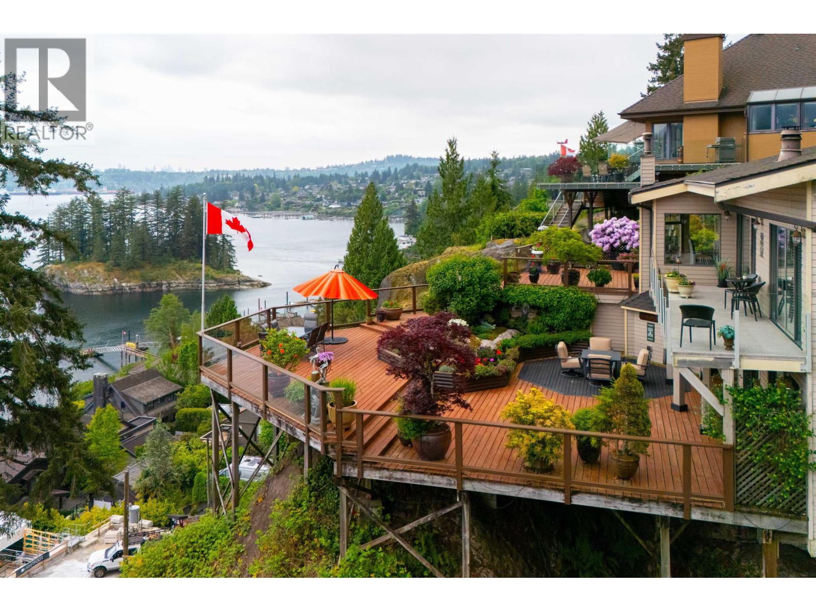 1584 LOOK OUT POINT, North Vancouver
