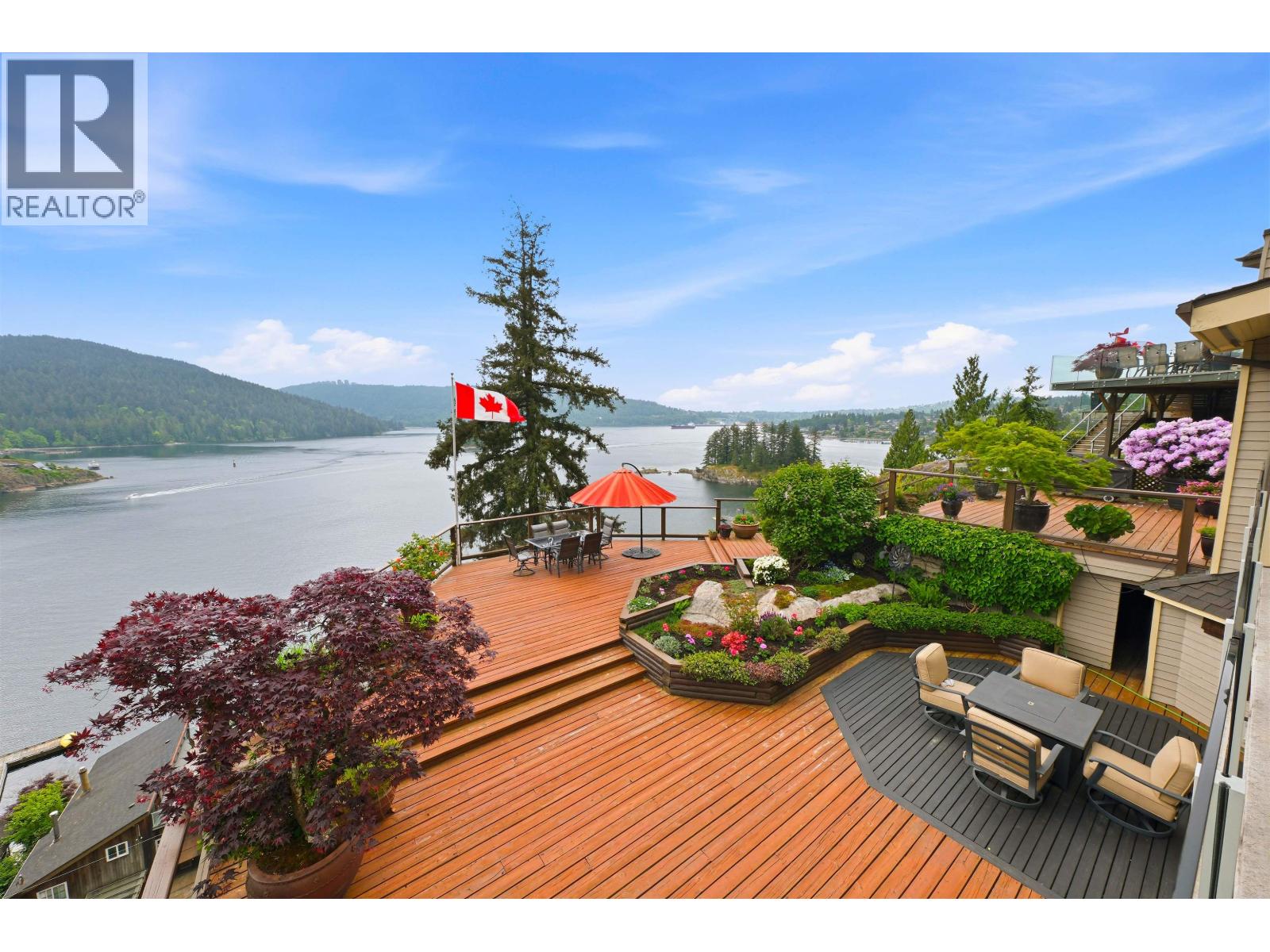 1584 LOOK OUT POINT, North Vancouver