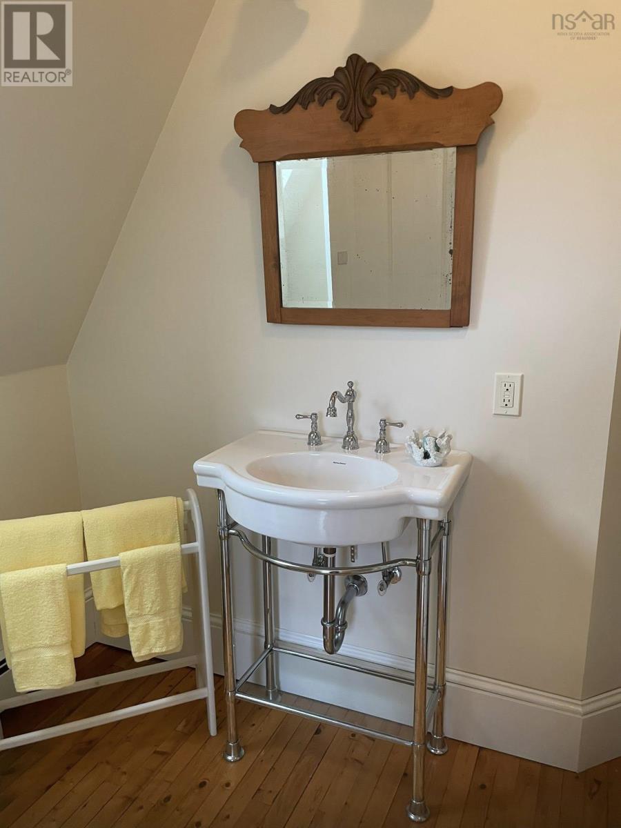 Property 3 of 25 of 2629 Crowell Road