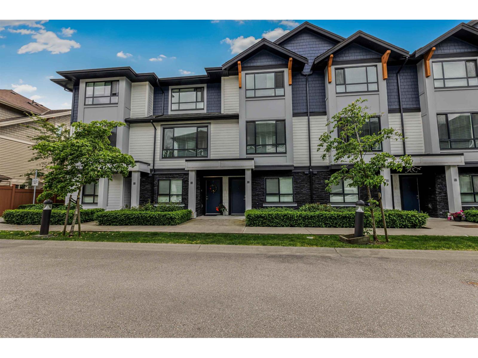 26 19704 55A Avenue - main photo