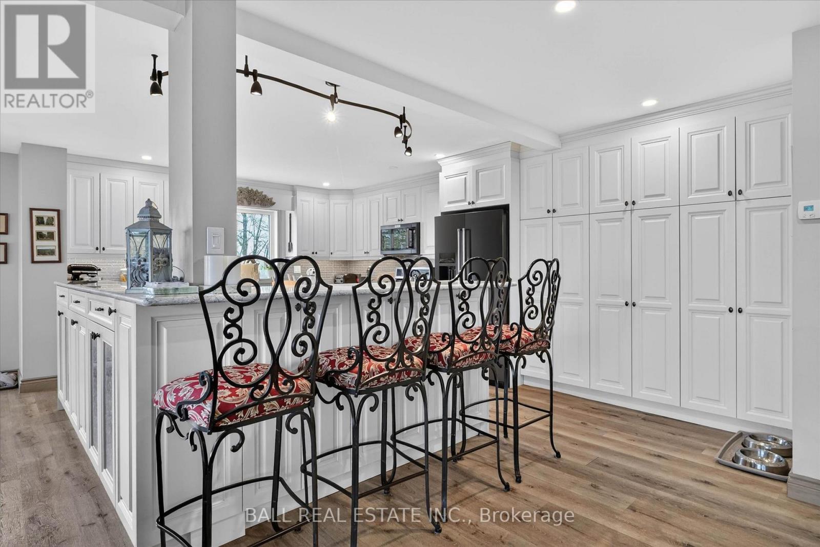 2554 Buckhorn Road North — photo 18