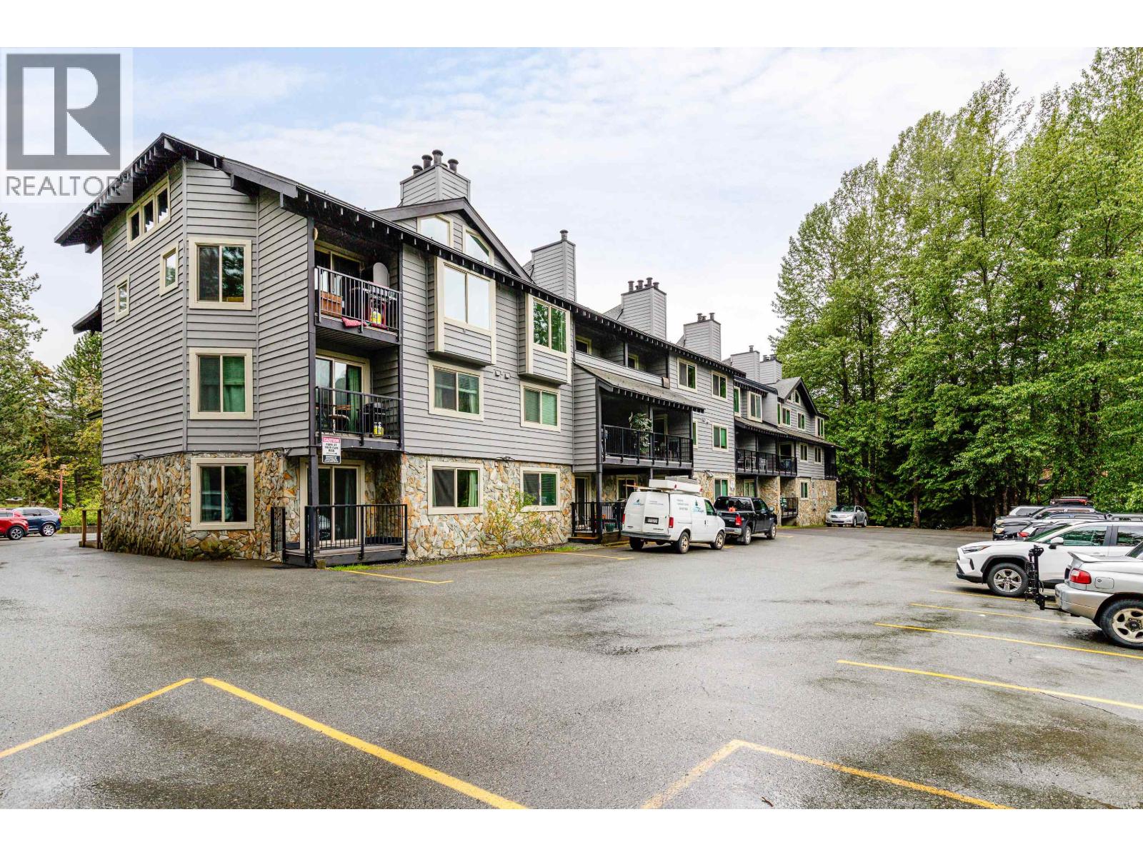 105 2021 KAREN CRESCENT, Whistler