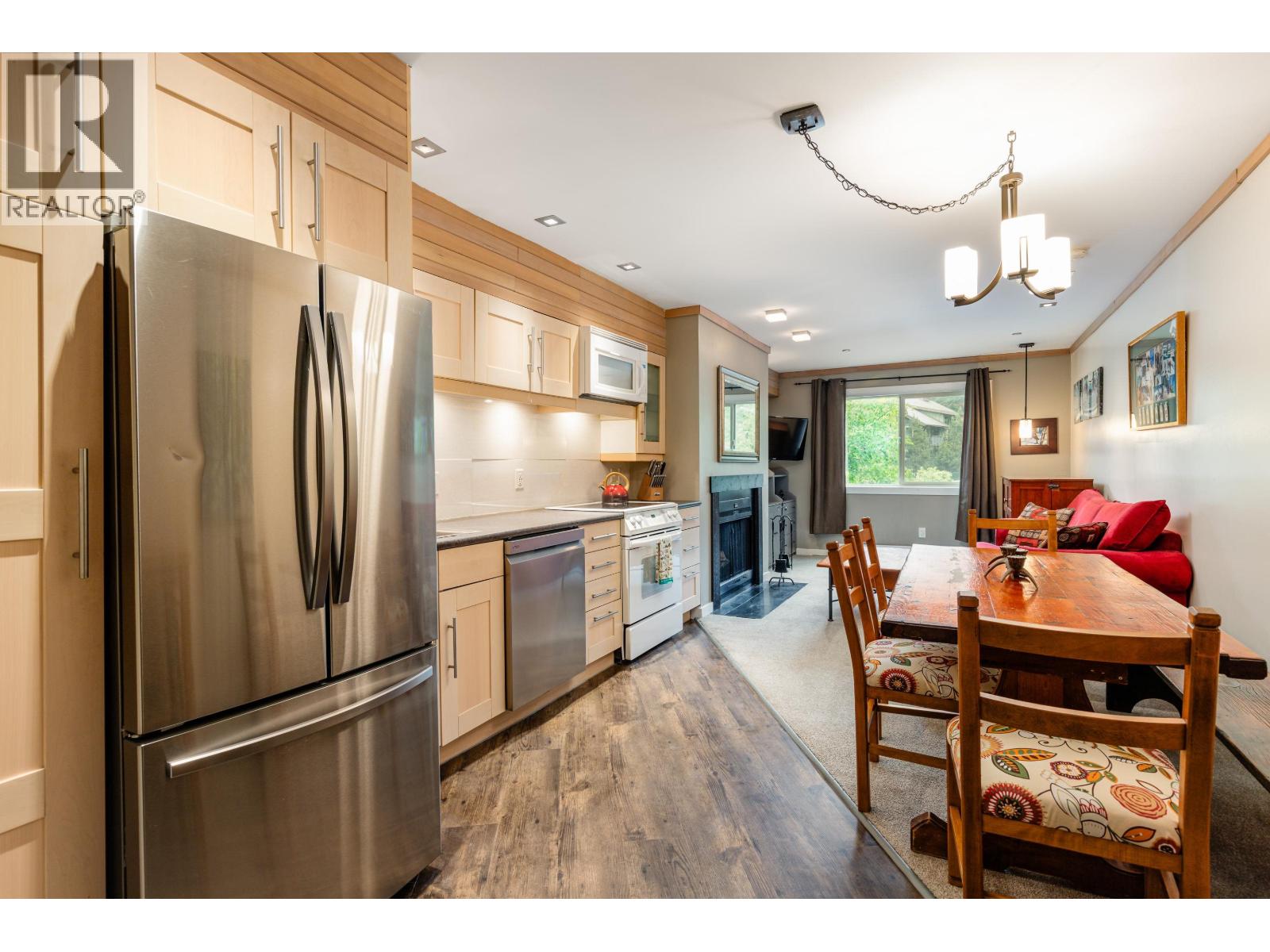 105 2021 KAREN CRESCENT, Whistler