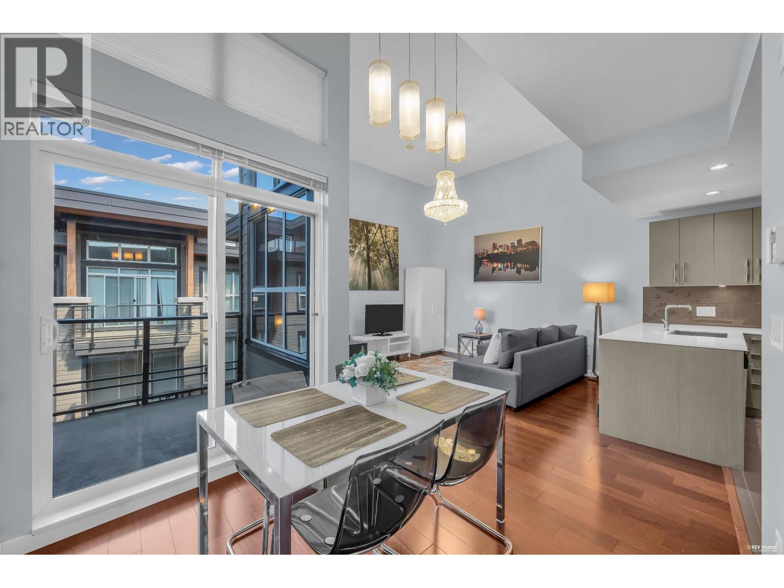 1 Bed, 1 Bath House for Sale in Vancouver – PH 17 3479 WESBROOK MALL, Vancouver – MLS# R3125121 - Image 5