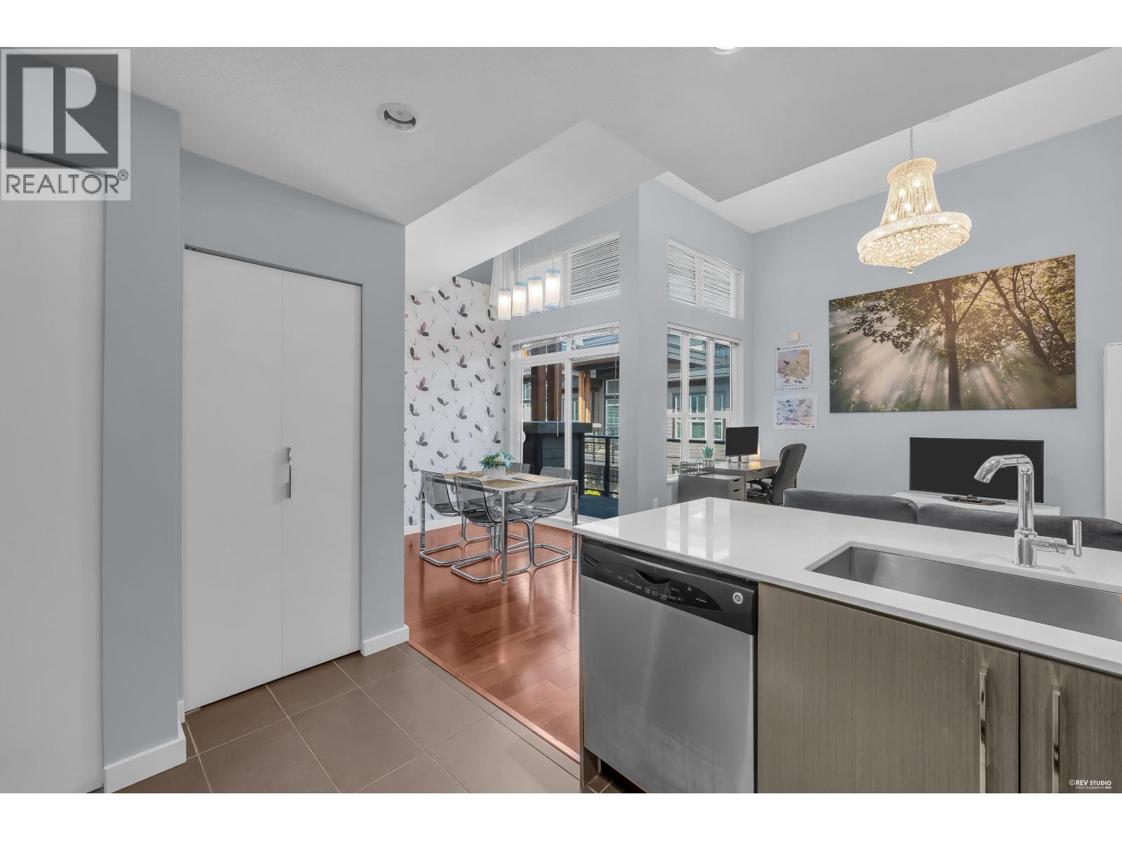 1 Bed, 1 Bath House for Sale in Vancouver – PH 17 3479 WESBROOK MALL, Vancouver – MLS# R3125121 - Image 7