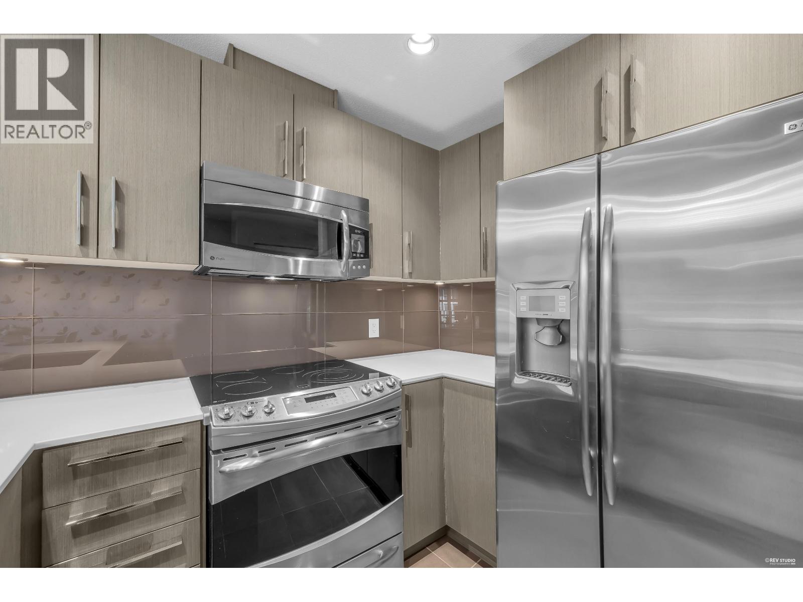 1 Bed, 1 Bath House for Sale in Vancouver – PH 17 3479 WESBROOK MALL, Vancouver – MLS# R3125121 - Image 9
