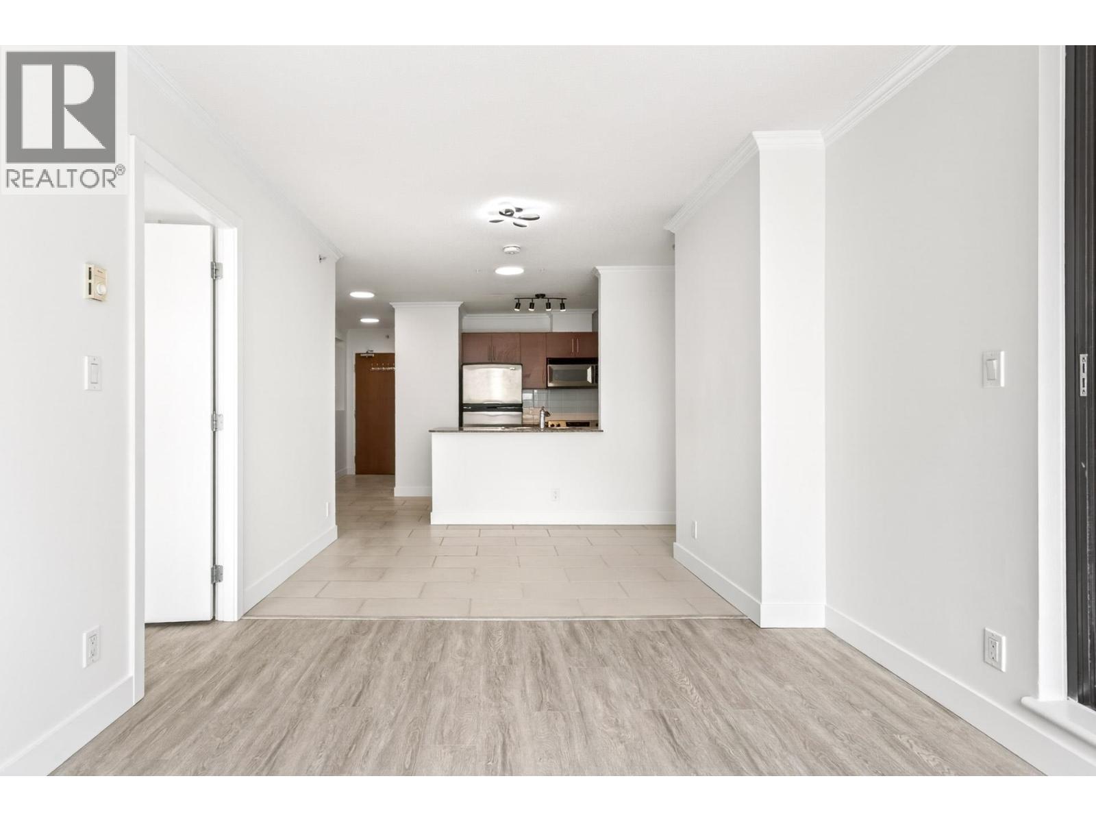 1506 833 AGNES STREET, New Westminster