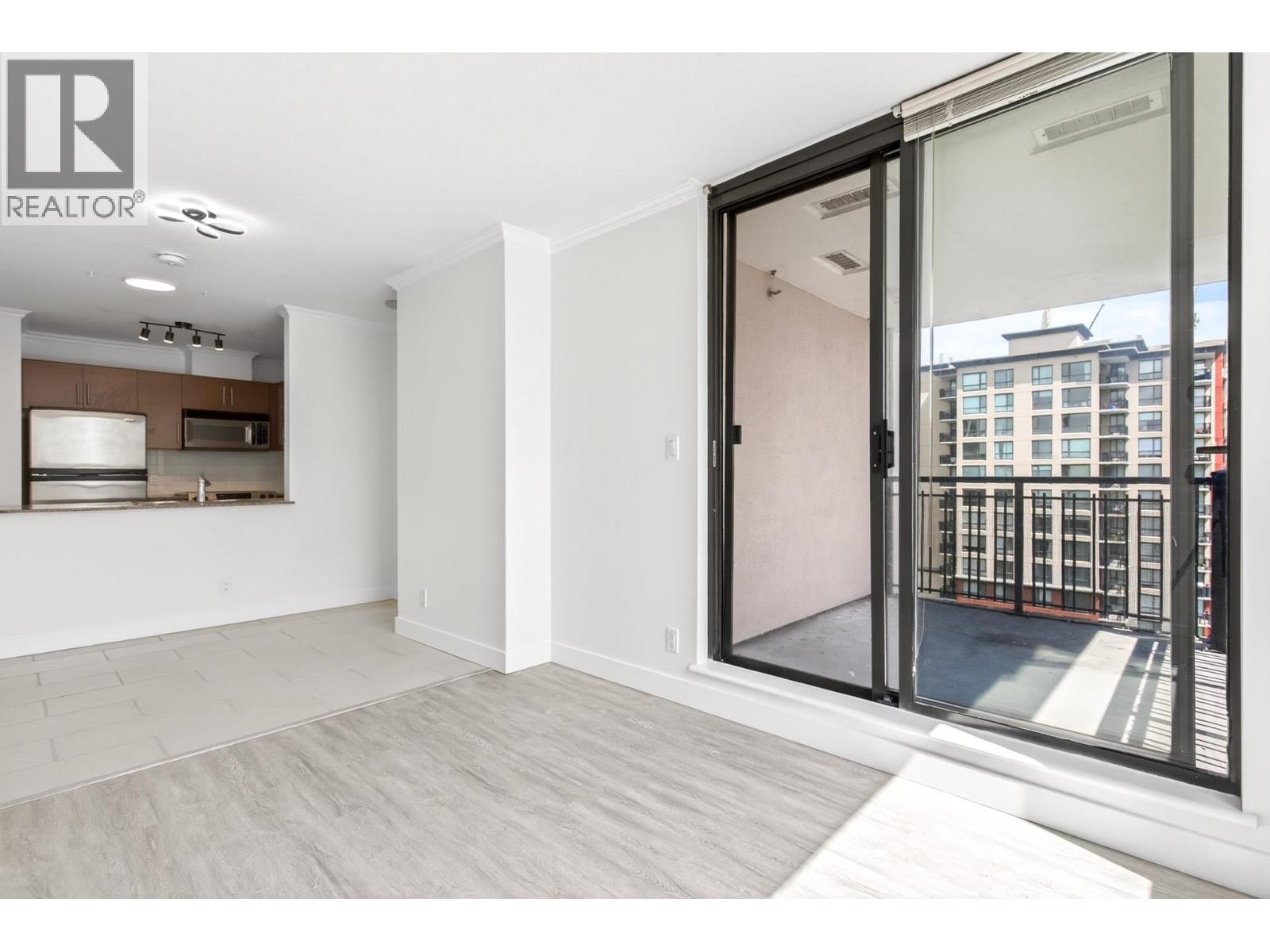 1506 833 AGNES STREET, New Westminster