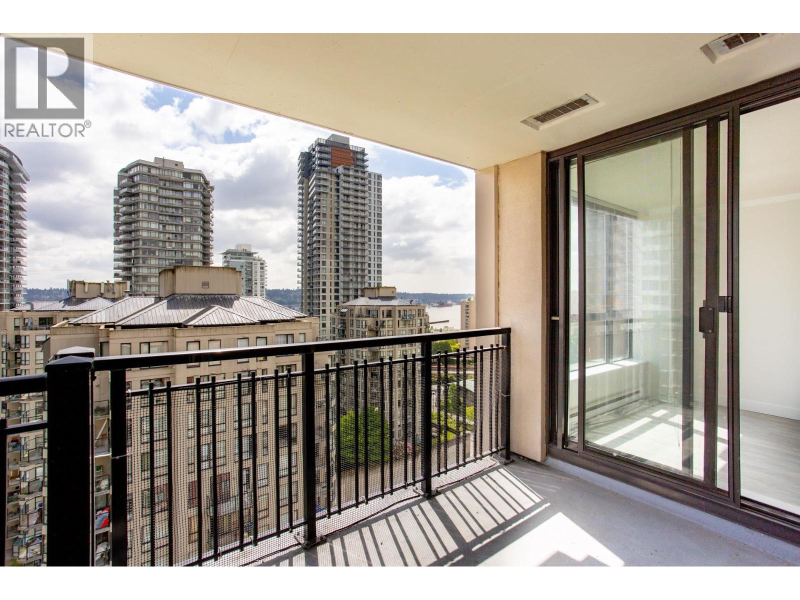 1506 833 AGNES STREET, New Westminster