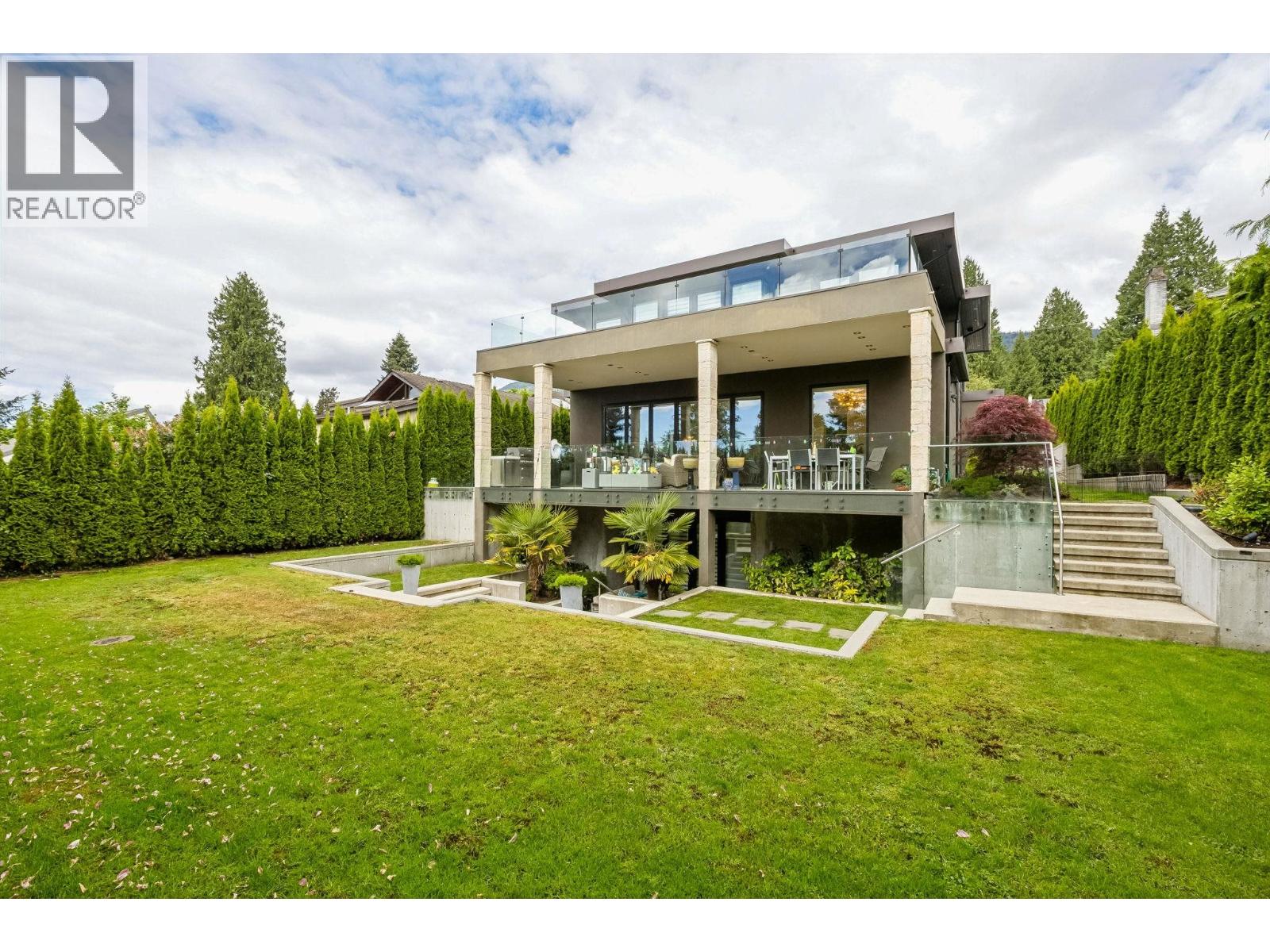 2256 JEFFERSON AVENUE, West Vancouver