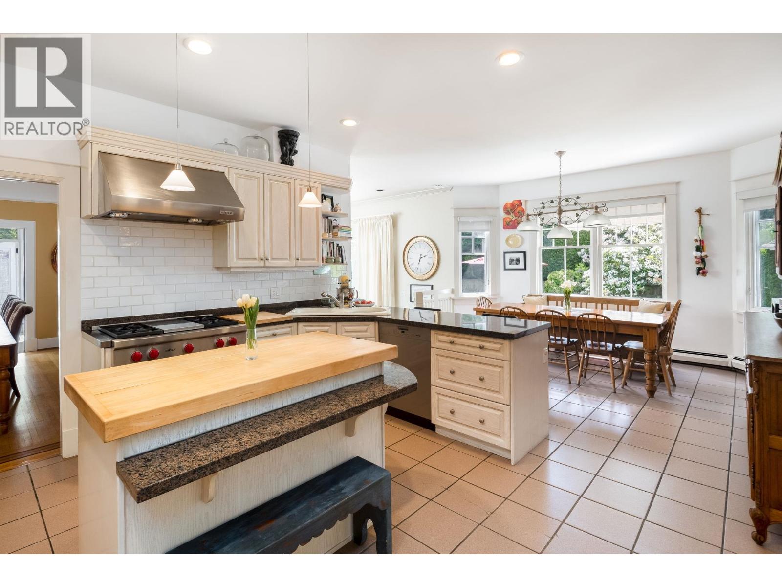 5425 ANGUS DRIVE, Vancouver