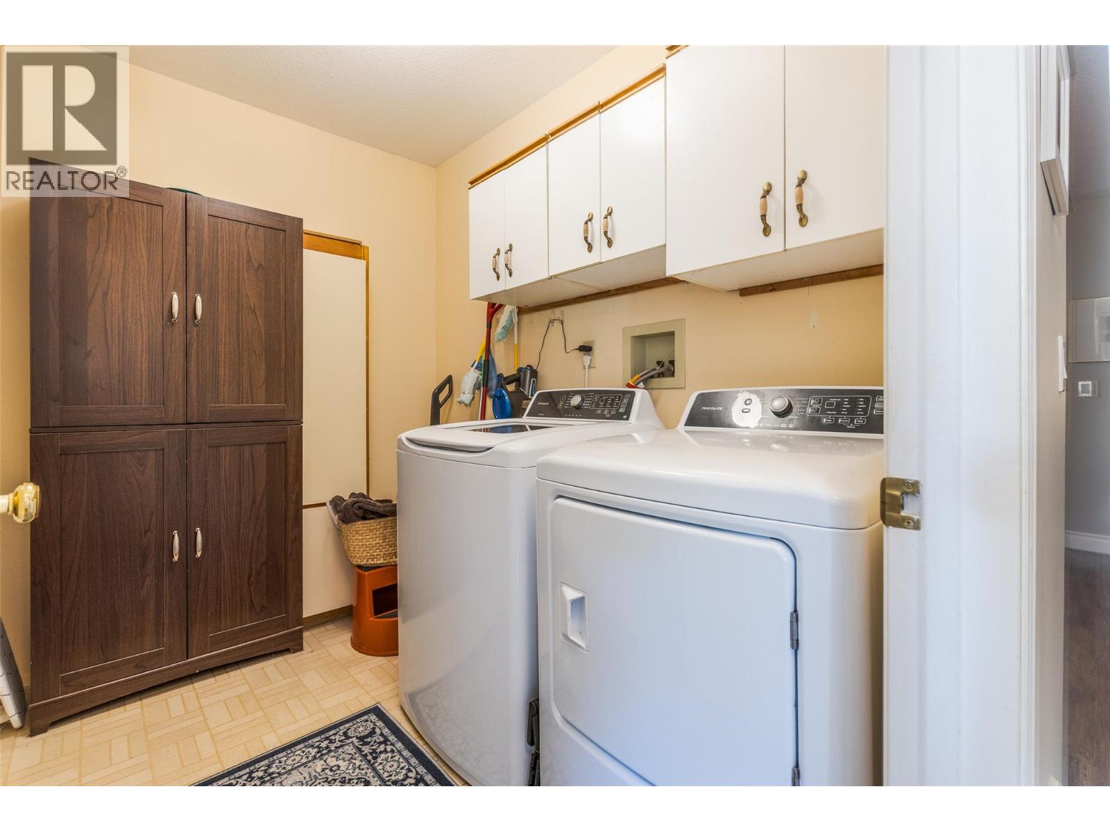 #502 1255 Raymer Avenue - 19