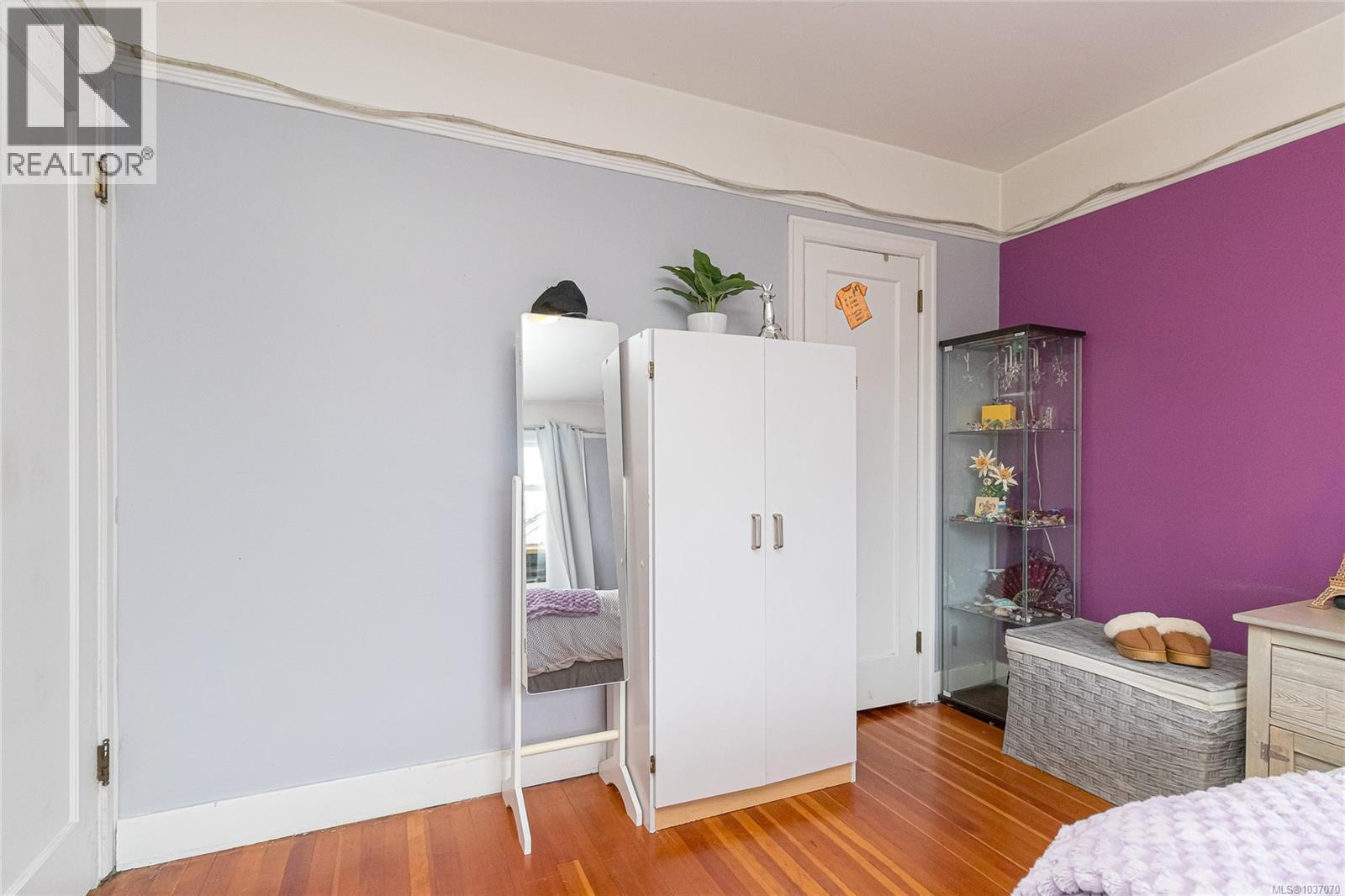 3650 Quadra St - 20