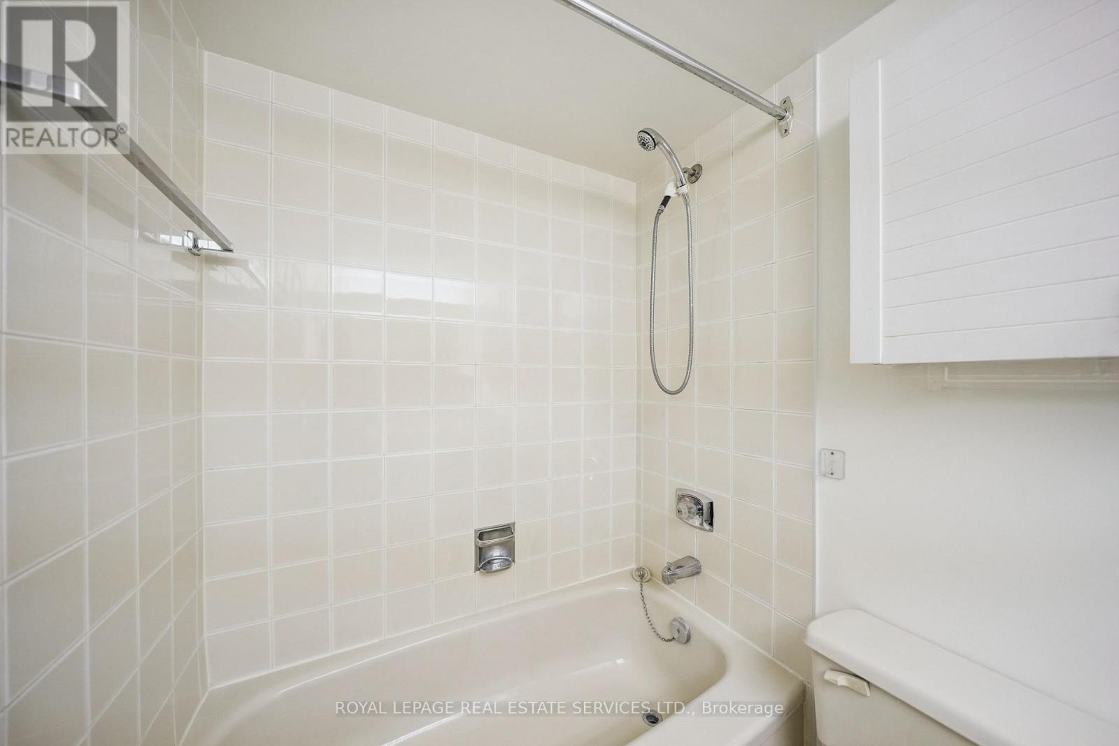 #2001 75 WYNFORD HEIGHTS CRESCENT - 21