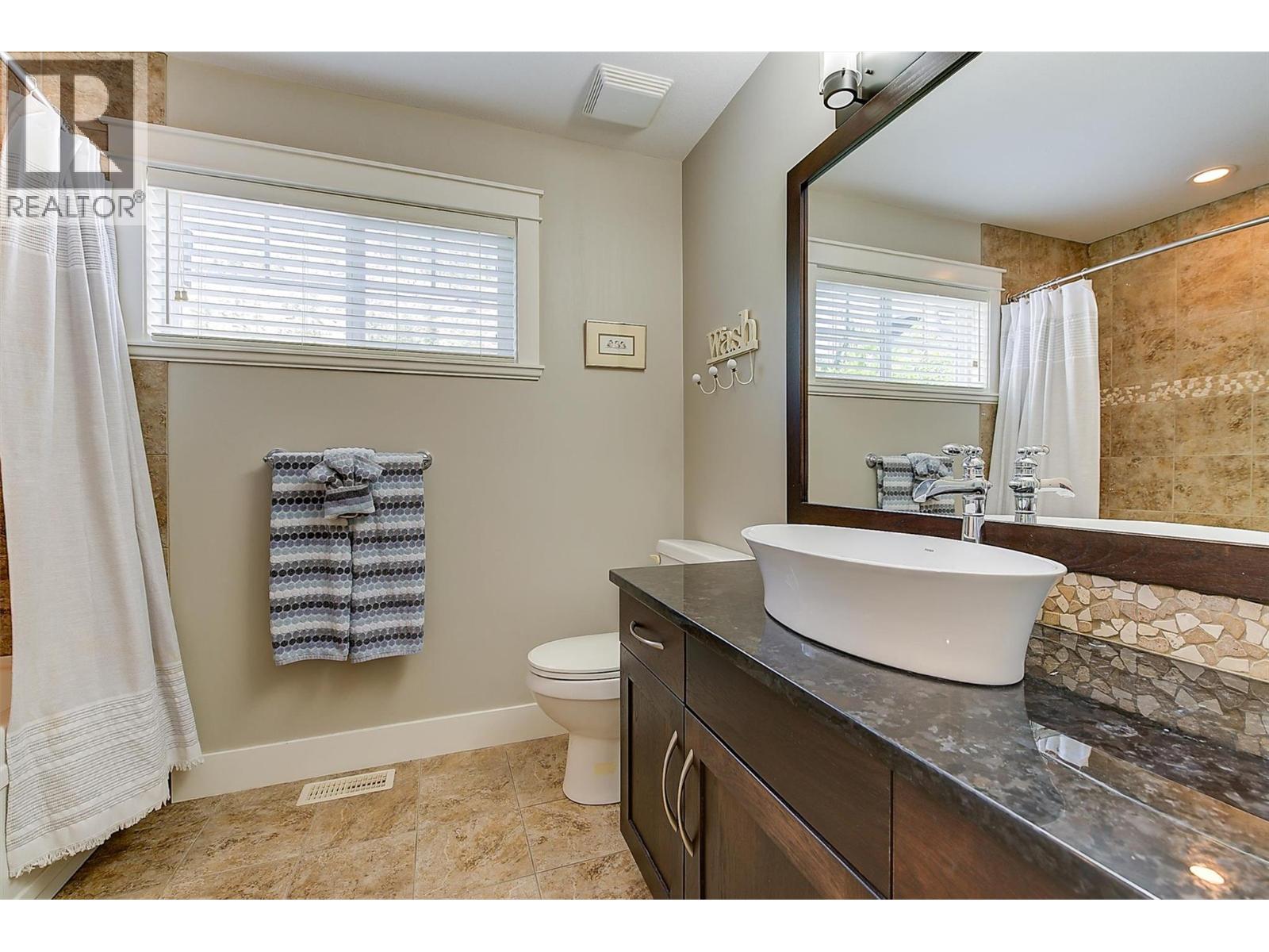 2423 Paramount Drive - 44