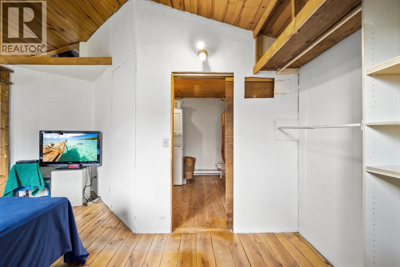 16465 WADDS Road - 17