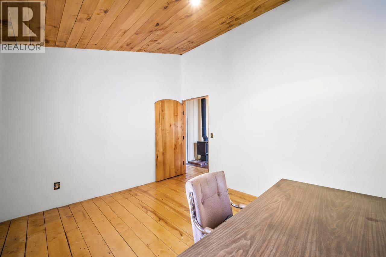 16465 WADDS Road - 25