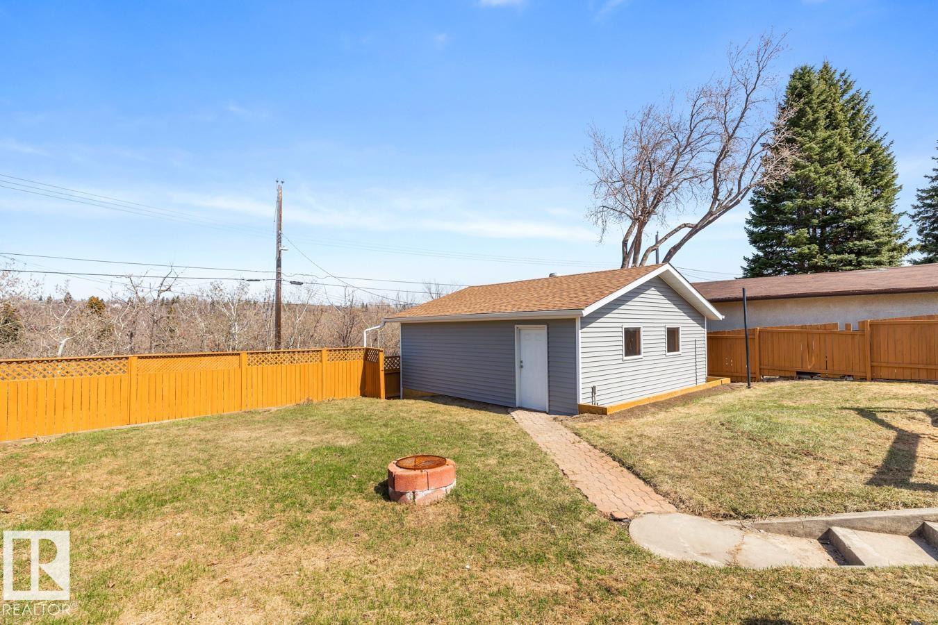4508 109A AV NW - 42