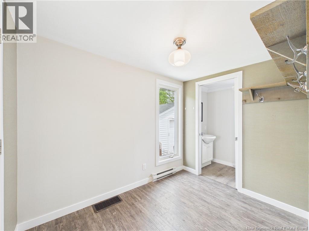 37 Wellington Avenue - 16