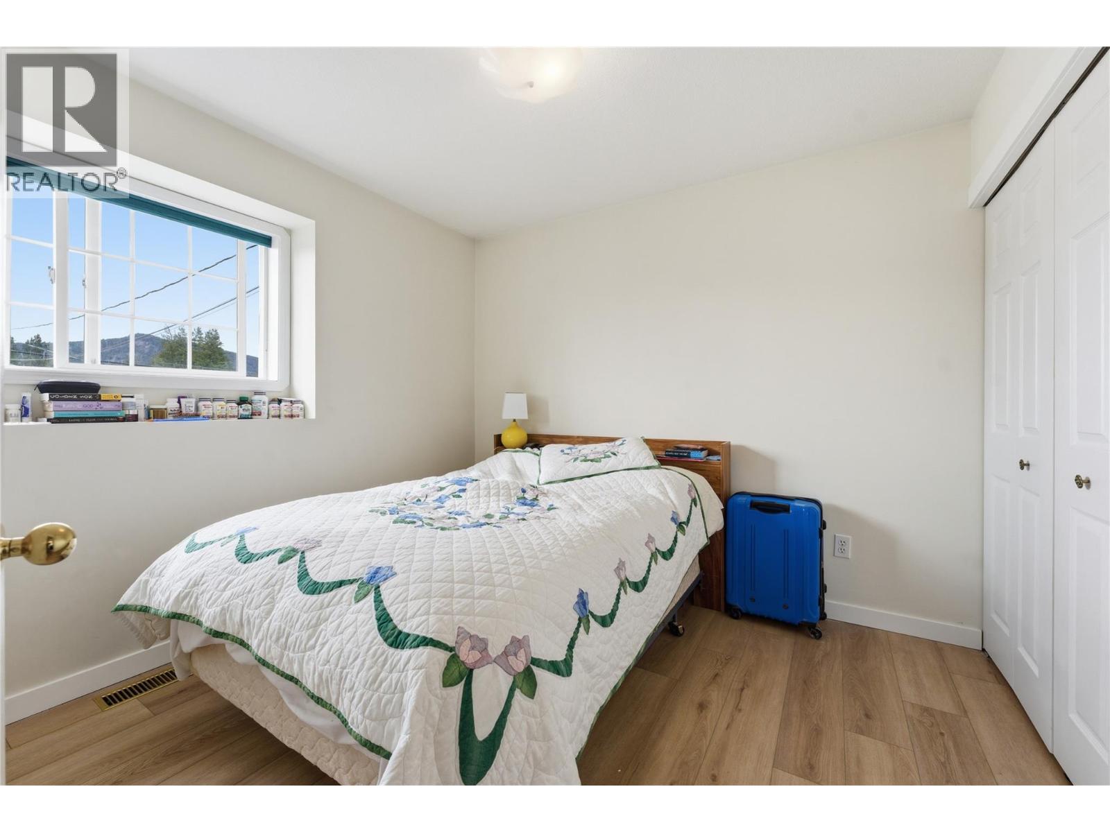 2160 Okanagan Street - 22