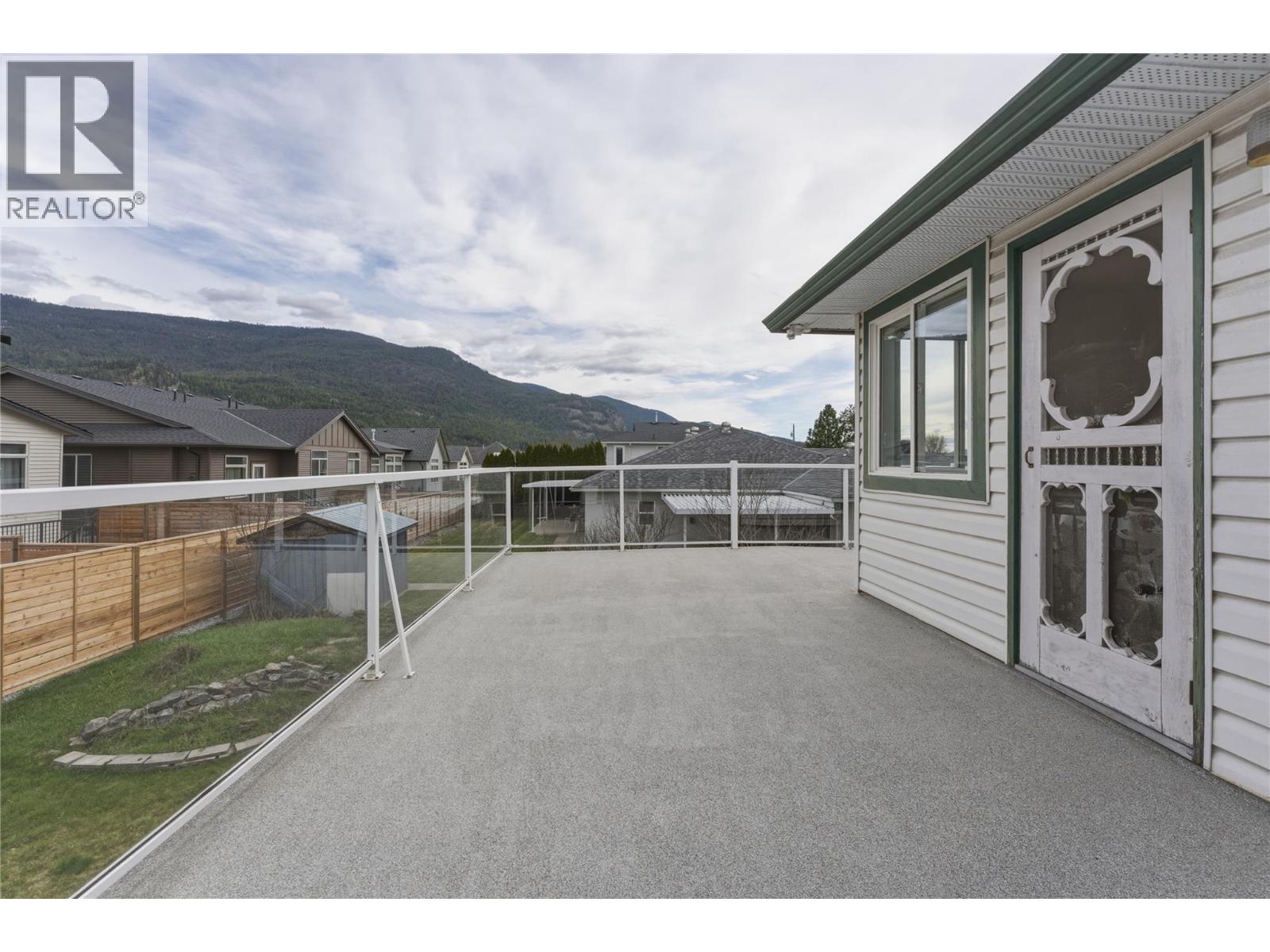 2160 Okanagan Street - 14