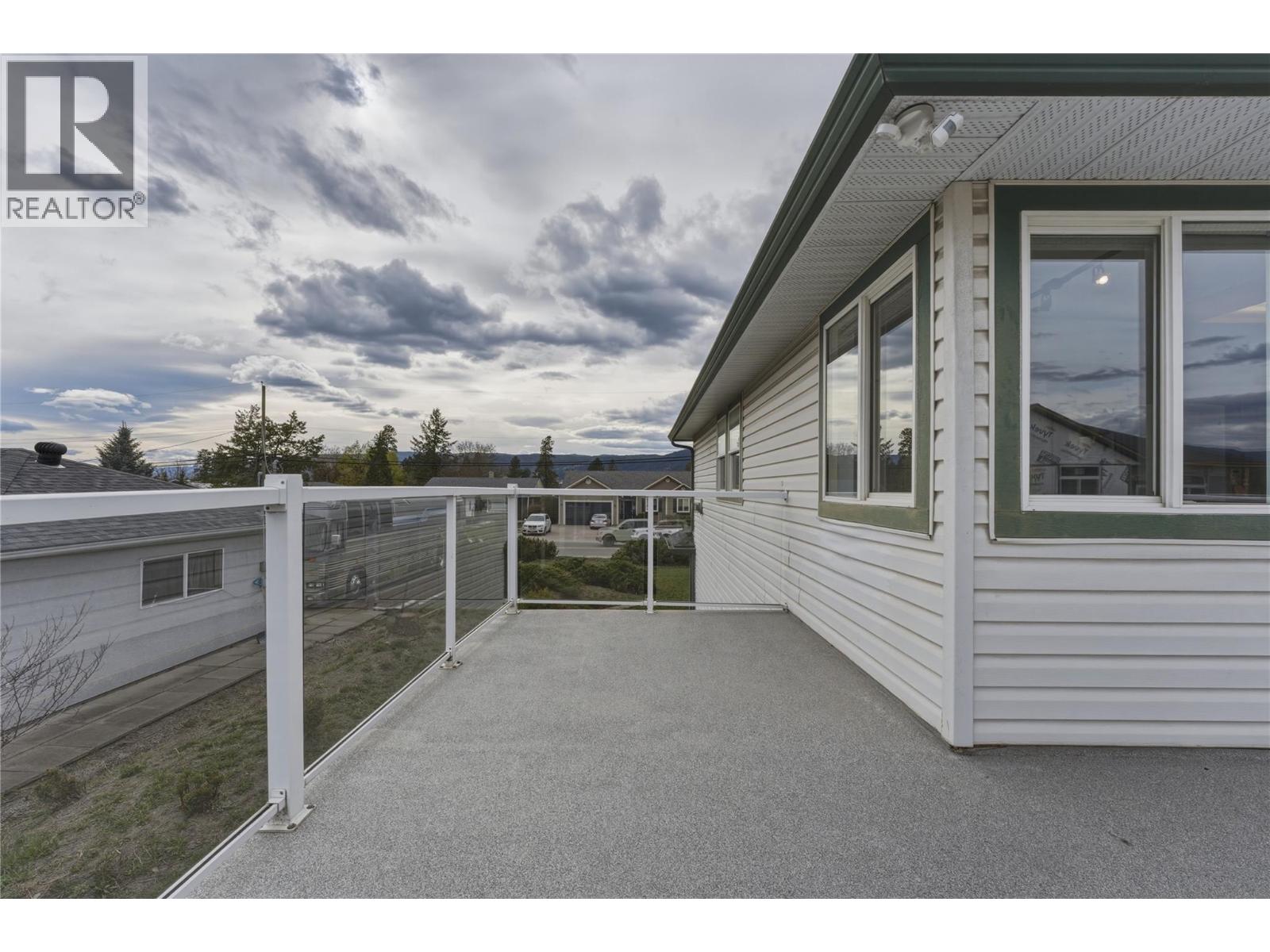 2160 Okanagan Street - 15