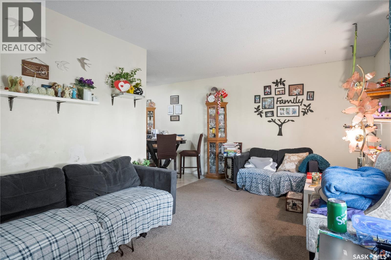 #4122 Castle ROAD - 11