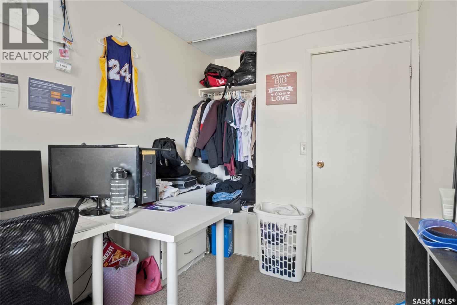 #4122 Castle ROAD - 22