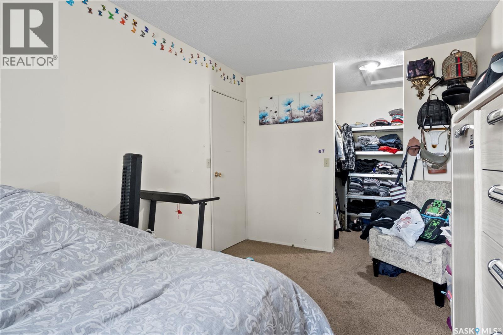 #4122 Castle ROAD - 26