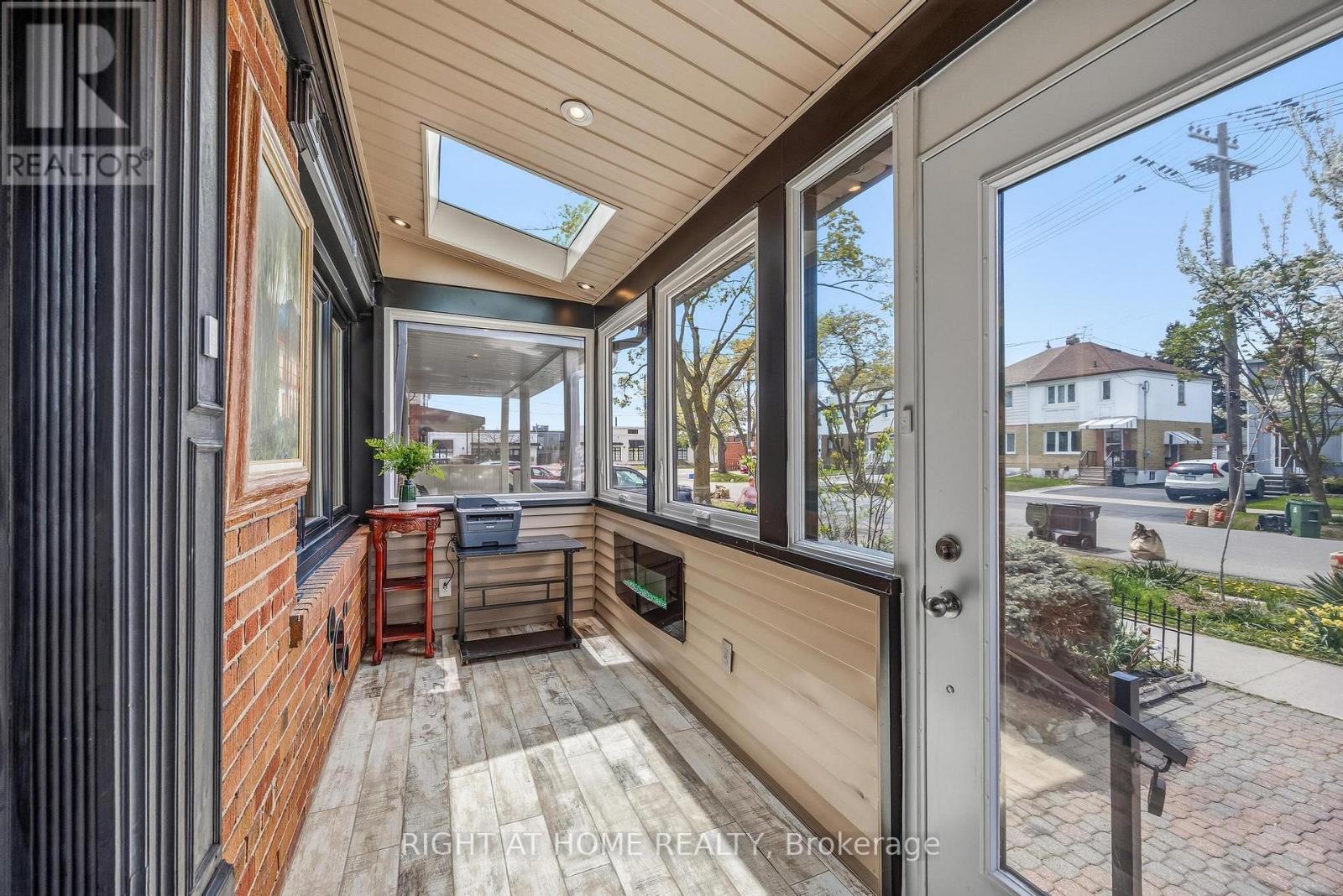 35 DAYTON AVENUE - 5