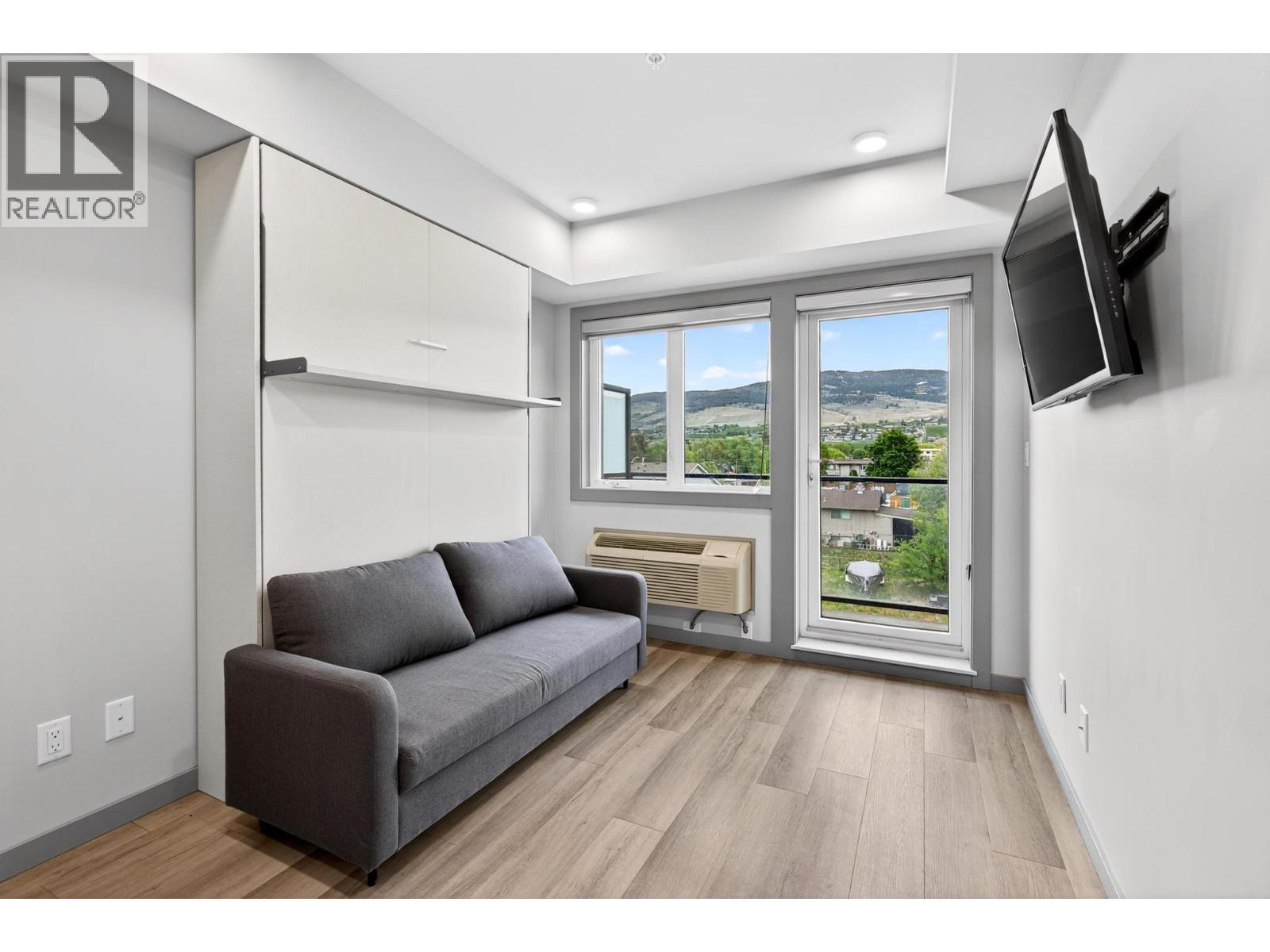 #317 345 Dougall Road N - 7