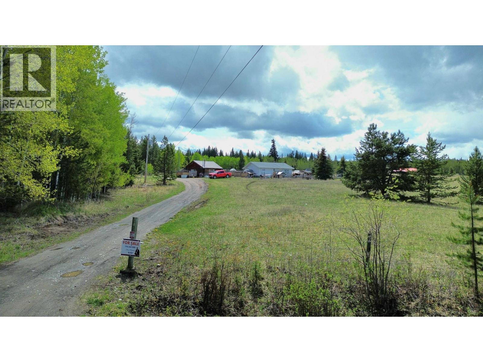 6210 ROBIN ROAD, Horse Lake