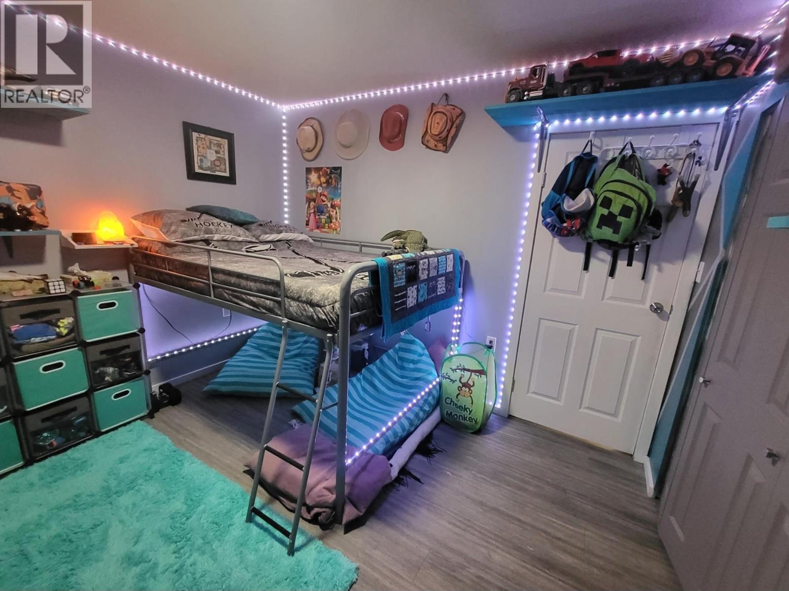 6210 ROBIN ROAD - 13