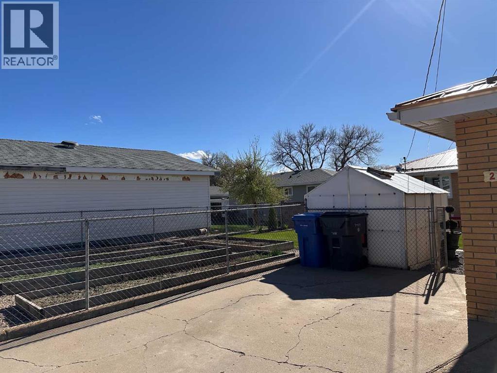 2231 20 Avenue SE — photo 37