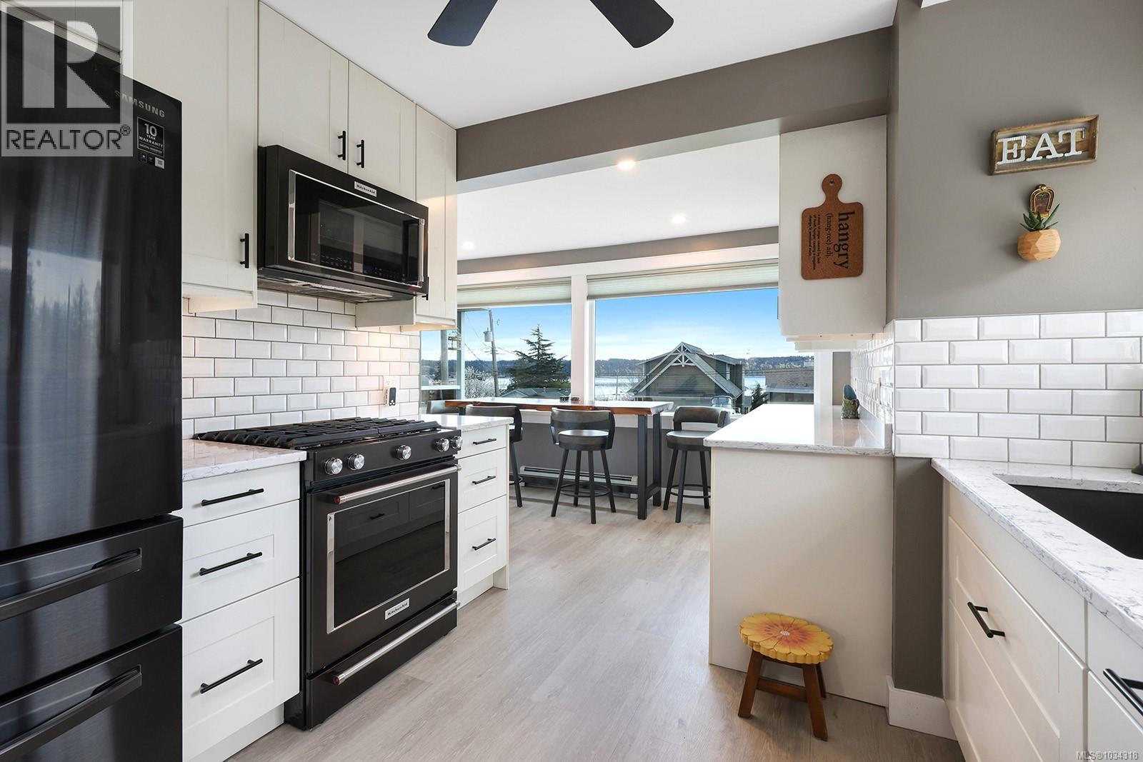 542 Thulin St - 13