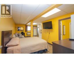 5002 50 Avenue, Pouce Coupe, BC V0C2C0 Photo 8