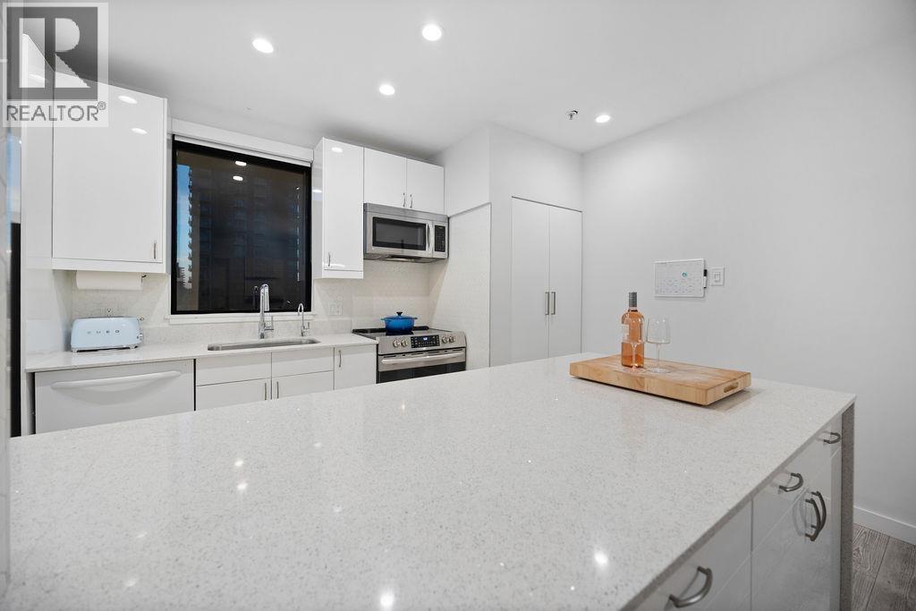 2 Bed, 2 Bath Condo for Sale in Vancouver – 1007 1177 HORNBY STREET, Vancouver – MLS# R3114637 - Image 29