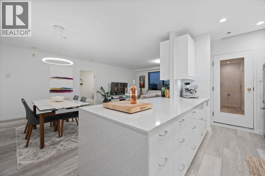 2 Bed, 2 Bath Condo for Sale in Vancouver – 1007 1177 HORNBY STREET, Vancouver – MLS# R3114637 - Image 32