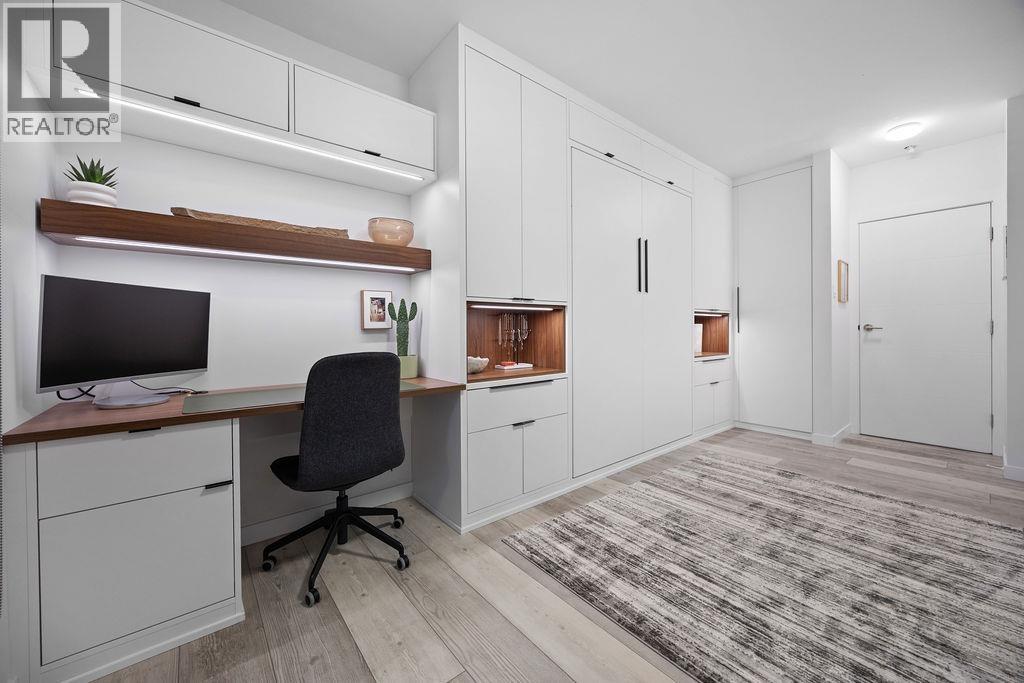2 Bed, 2 Bath Condo for Sale in Vancouver – 1007 1177 HORNBY STREET, Vancouver – MLS# R3114637 - Image 4