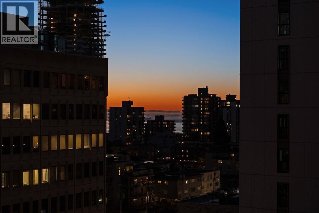 2 Bed, 2 Bath Condo for Sale in Vancouver – 1007 1177 HORNBY STREET, Vancouver – MLS# R3114637 - Image 7