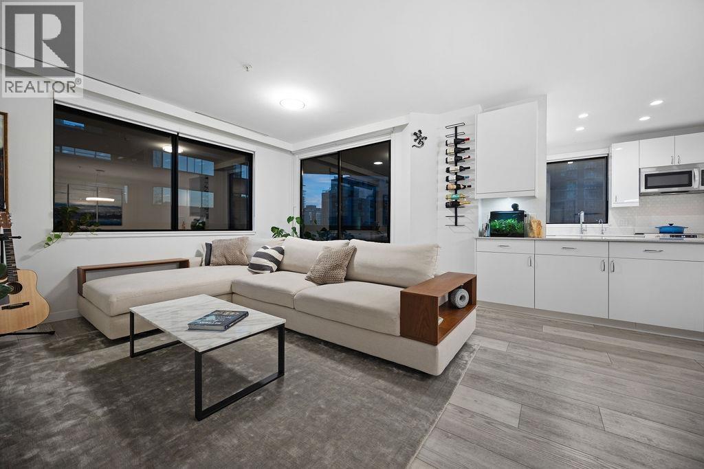 2 Bed, 2 Bath Condo for Sale in Vancouver – 1007 1177 HORNBY STREET, Vancouver – MLS# R3114637 - Image 23