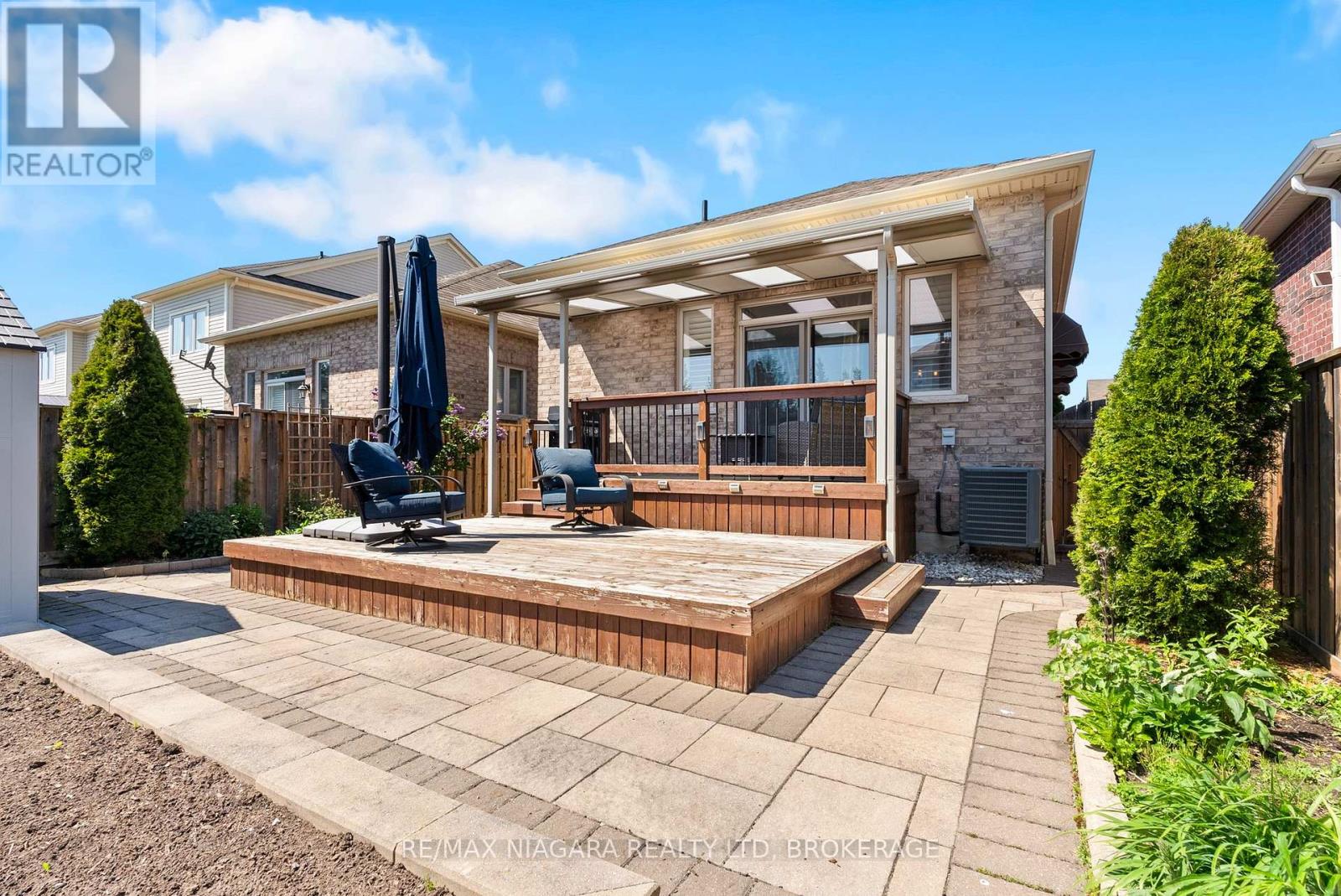 78 ANGELA CRESCENT - 24