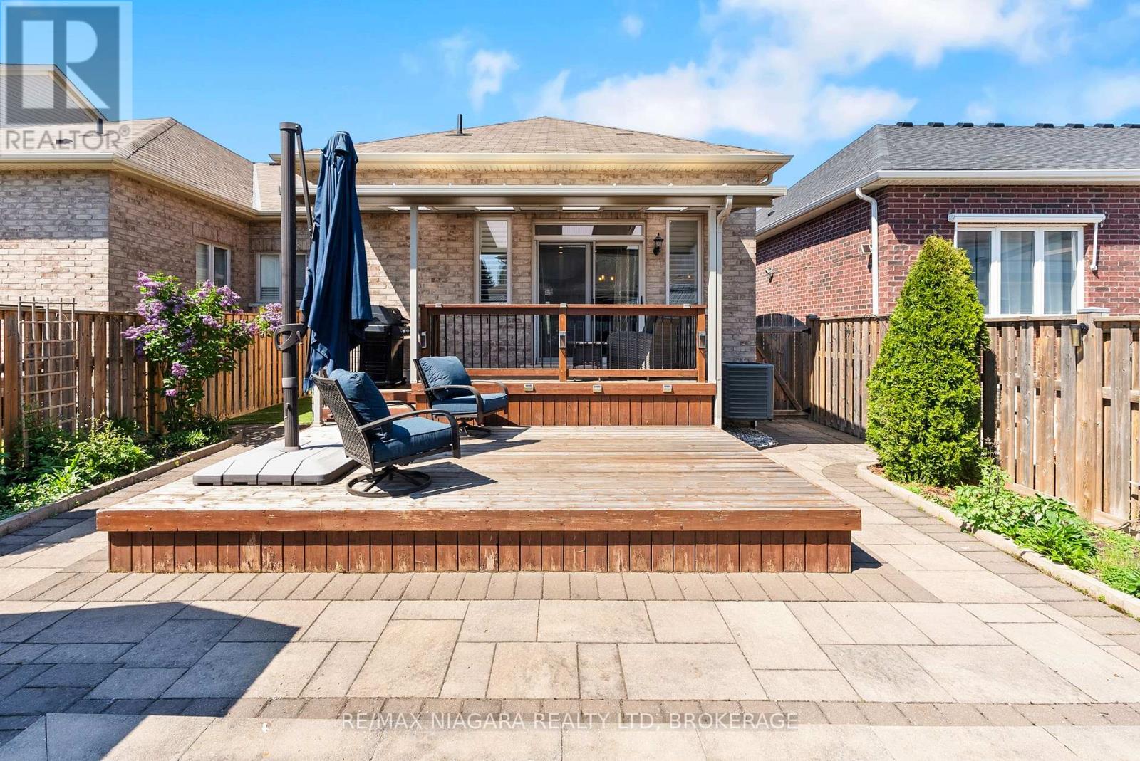 78 ANGELA CRESCENT - 25