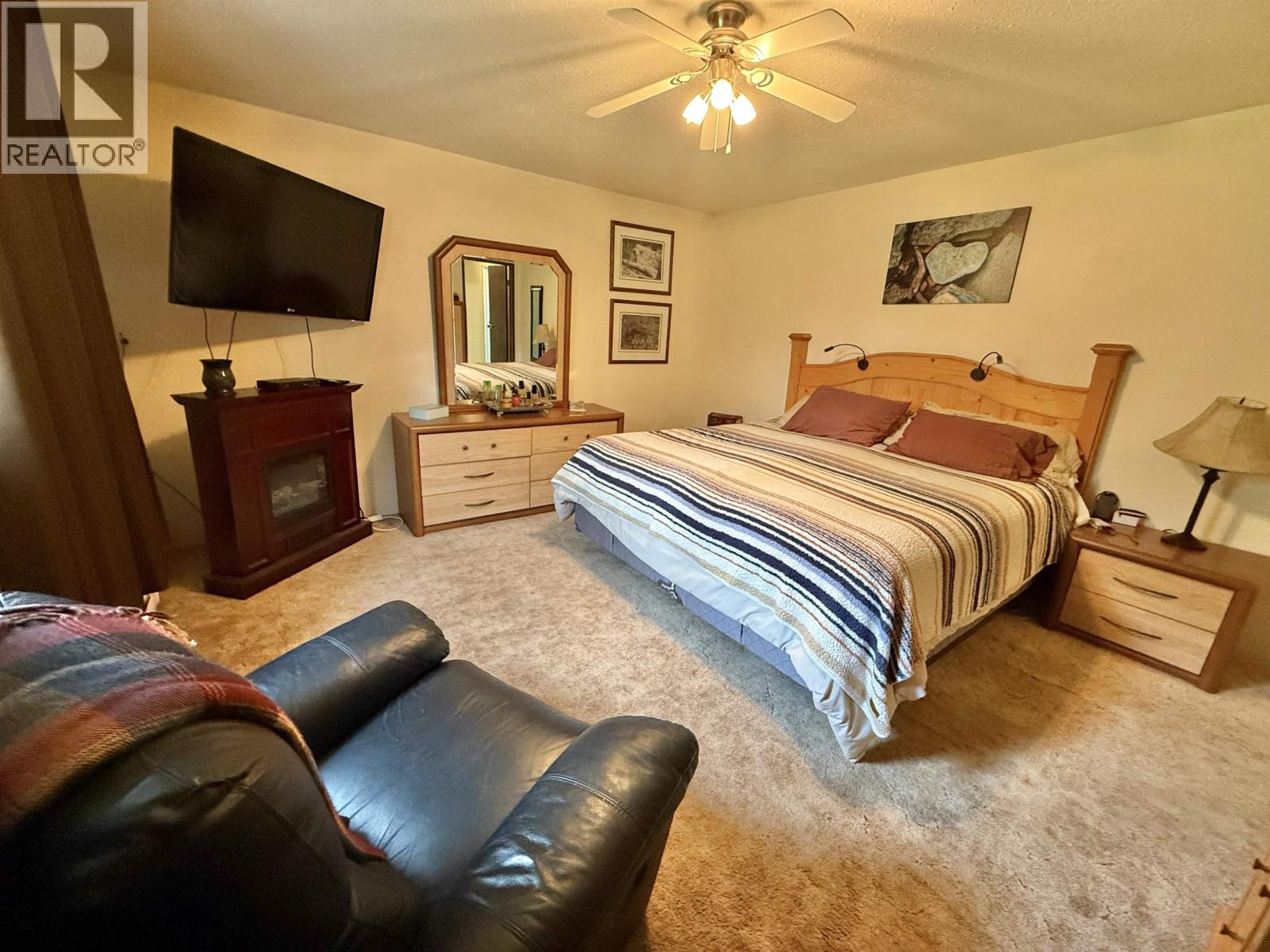 192 WOLFE ROAD - 17